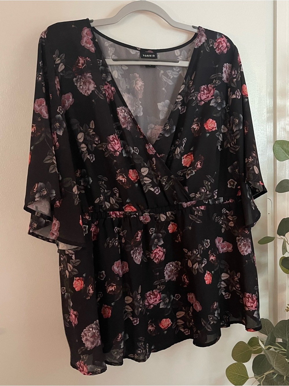 torrid Black Floral Surplice Peplum Top - Pink & Purple Roses